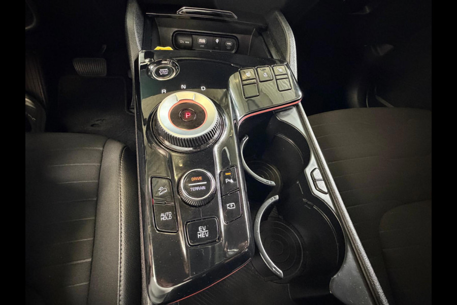 Kia Sportage 1.6 T-GDi Plug-in Hybrid AWD DynamicPlusLine, 1 jaar Bovag garantie, Camera, Carplay, Stoel/Stuurverwarming,