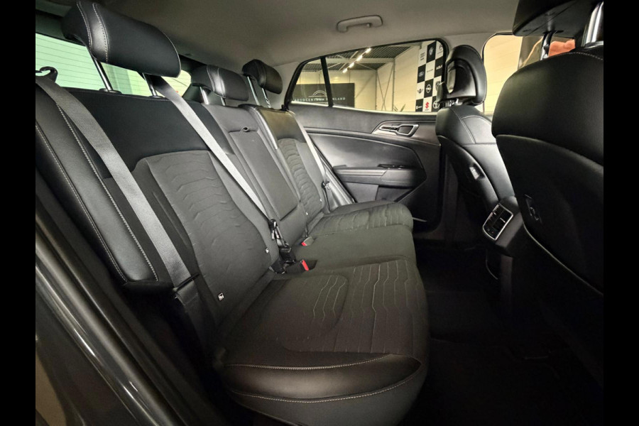 Kia Sportage 1.6 T-GDi Plug-in Hybrid AWD DynamicPlusLine, 1 jaar Bovag garantie, Camera, Carplay, Stoel/Stuurverwarming,
