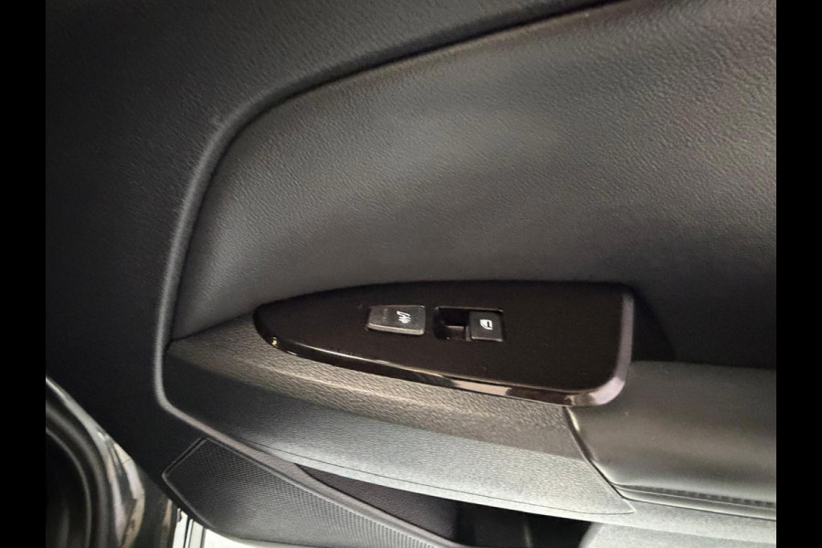 Kia Sportage 1.6 T-GDi Plug-in Hybrid AWD DynamicPlusLine, 1 jaar Bovag garantie, Camera, Carplay, Stoel/Stuurverwarming,