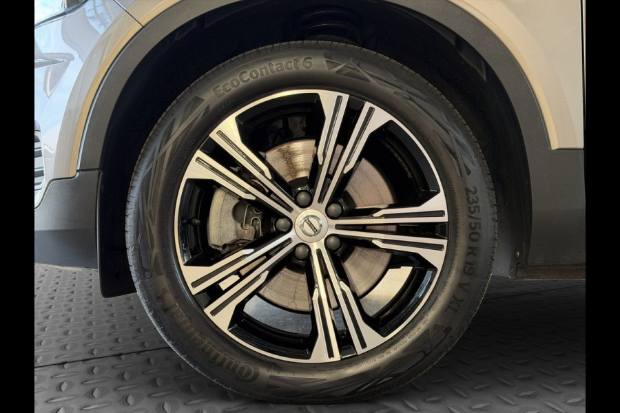 Volvo XC40 1.5 T4 Recharge Inscription|El.Trekhaak|Stuurverw|Keyless