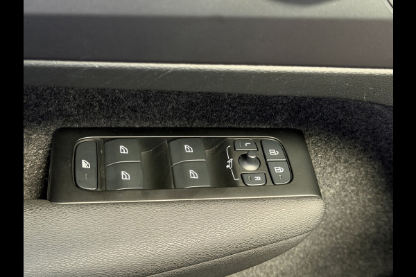 Volvo XC40 1.5 T4 Recharge Inscription|El.Trekhaak|Stuurverw|Keyless