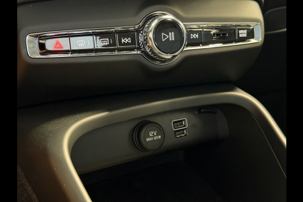 Volvo XC40 1.5 T4 Recharge Inscription|El.Trekhaak|Stuurverw|Keyless