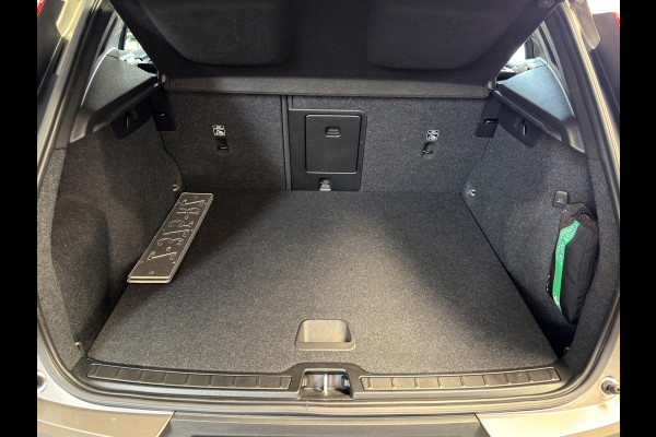 Volvo XC40 1.5 T4 Recharge Inscription|El.Trekhaak|Stuurverw|Keyless