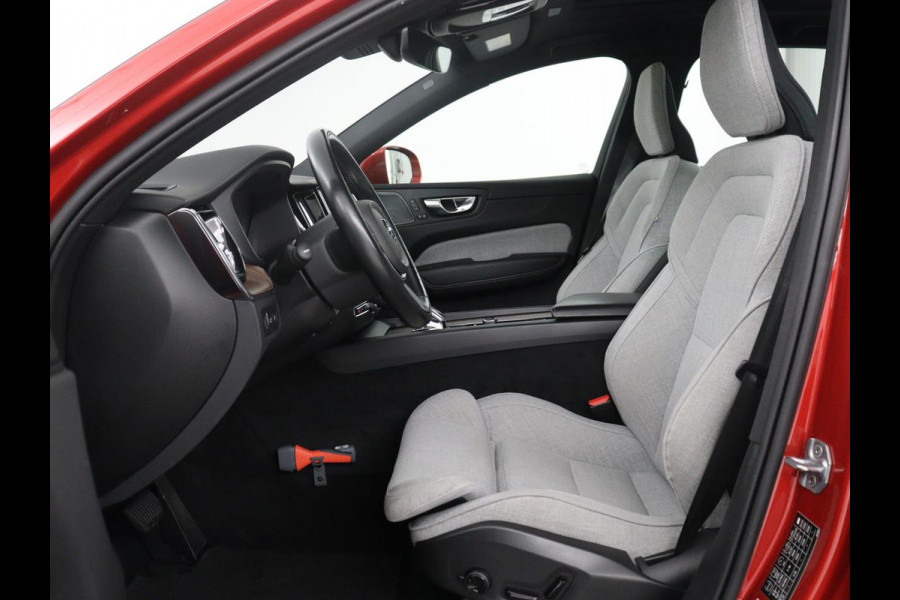 Volvo XC60 2.0 T6 Plug-in hybrid AWD Inscription Exclusive | SOH 91,3% | Panoramadak | Memory | Adaptive cruise | Stuur/stoelverwarming | Carplay | Harman/Kardon | 360 camera | Trekhaak