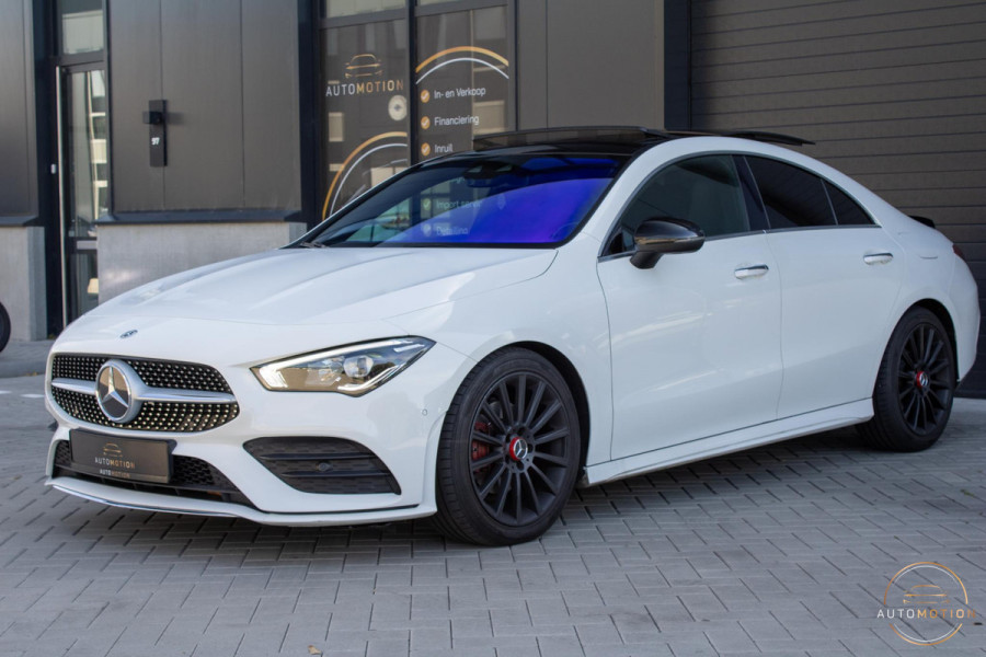 Mercedes-Benz CLA-Klasse 180 Business Solution AMG PANO CAMERA HUD LED STOELVERWARMING