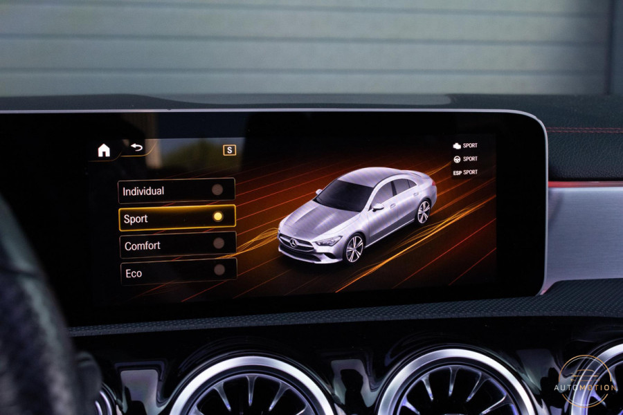 Mercedes-Benz CLA-Klasse 180 Business Solution AMG PANO CAMERA HUD LED STOELVERWARMING