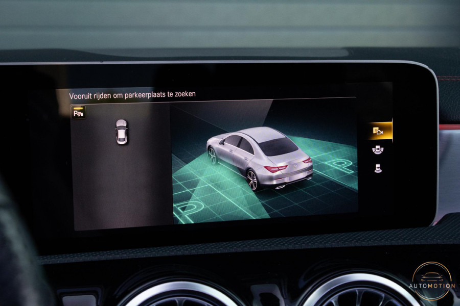Mercedes-Benz CLA-Klasse 180 Business Solution AMG PANO CAMERA HUD LED STOELVERWARMING
