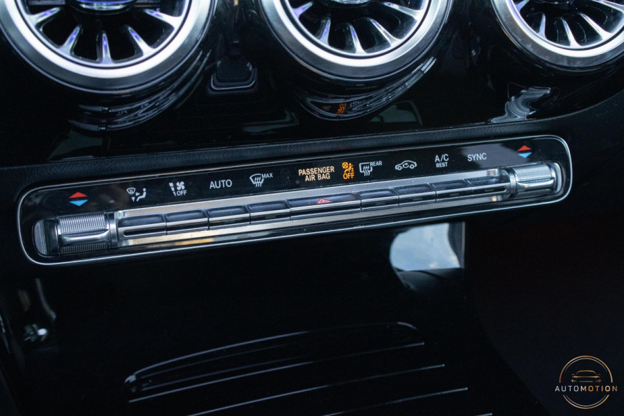 Mercedes-Benz CLA-Klasse 180 Business Solution AMG PANO CAMERA HUD LED STOELVERWARMING