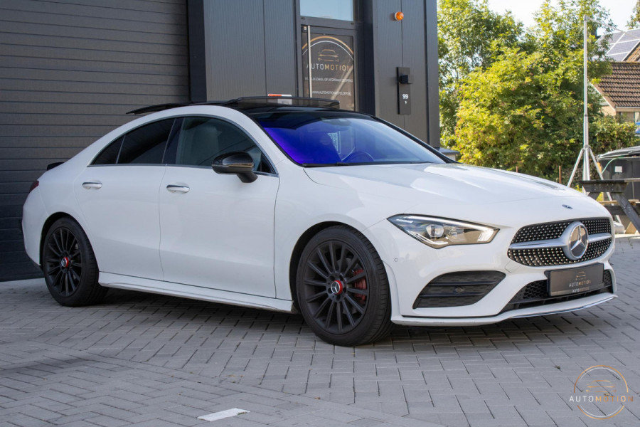 Mercedes-Benz CLA-Klasse 180 Business Solution AMG PANO CAMERA HUD LED STOELVERWARMING