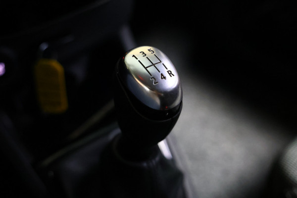 Renault Clio 0.9 TCe Limited AIRCO NAVI STOELVW CRUISE BT'19