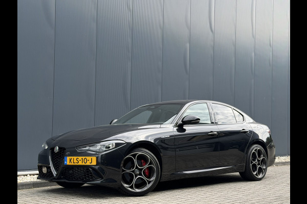 Alfa Romeo Giulia 2.0 T GME AWD Veloce | 19" Velgen | Camera | Navigatie | Stoelverwarming | Apple Carplay/Android Auto | Leder
