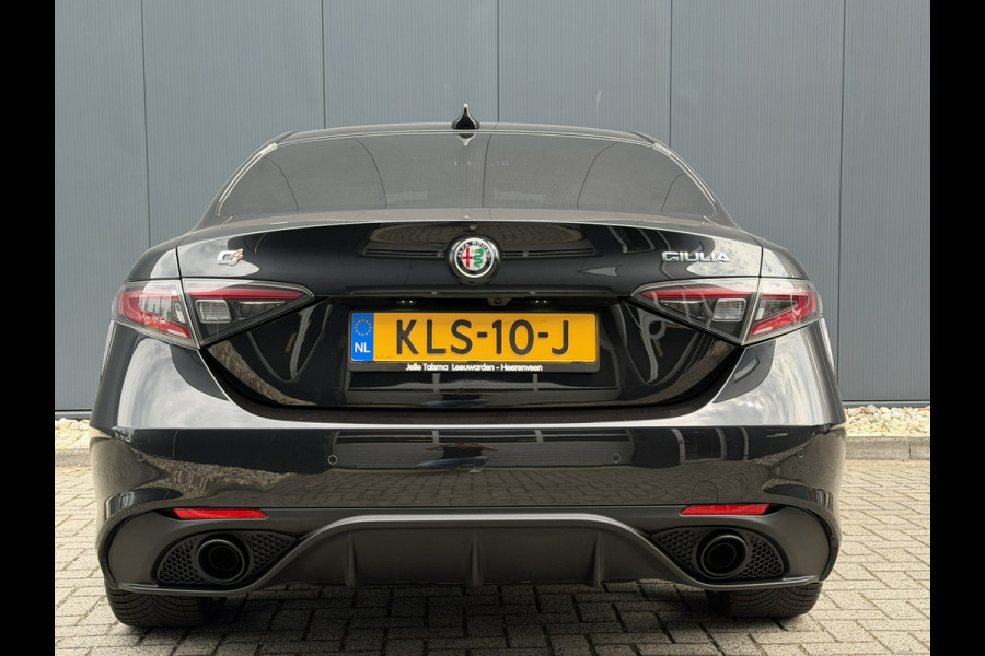 Alfa Romeo Giulia 2.0 T GME AWD Veloce | 19" Velgen | Camera | Navigatie | Stoelverwarming | Apple Carplay/Android Auto | Leder