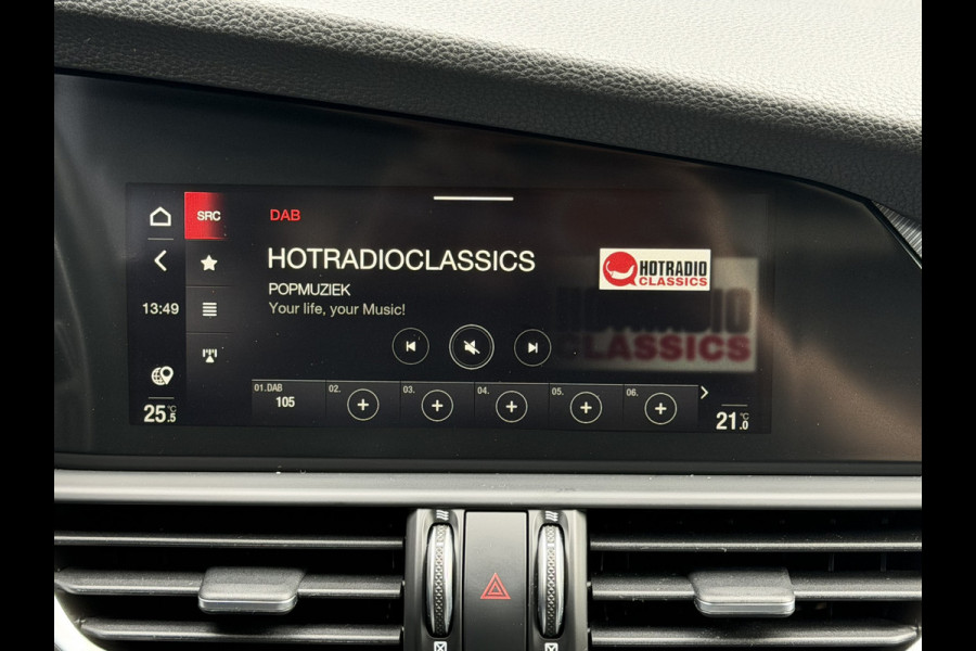 Alfa Romeo Giulia 2.0 T GME AWD Veloce | 19" Velgen | Camera | Navigatie | Stoelverwarming | Apple Carplay/Android Auto | Leder
