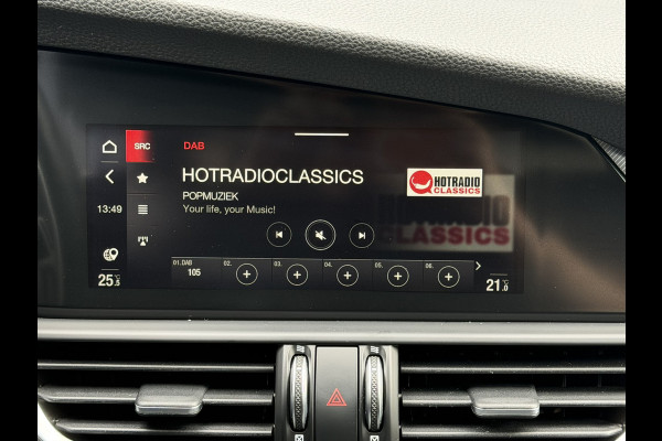 Alfa Romeo Giulia 2.0 T GME AWD Veloce | 19" Velgen | Camera | Navigatie | Stoelverwarming | Apple Carplay/Android Auto | Leder