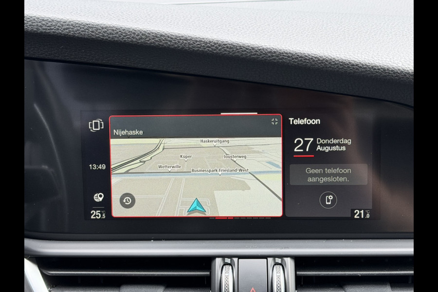 Alfa Romeo Giulia 2.0 T GME AWD Veloce | 19" Velgen | Camera | Navigatie | Stoelverwarming | Apple Carplay/Android Auto | Leder