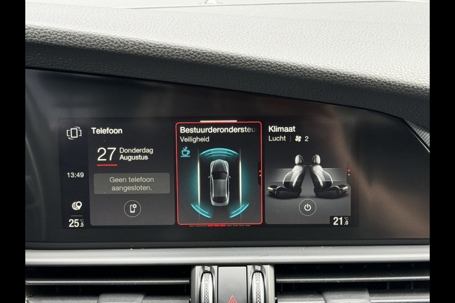 Alfa Romeo Giulia 2.0 T GME AWD Veloce | 19" Velgen | Camera | Navigatie | Stoelverwarming | Apple Carplay/Android Auto | Leder