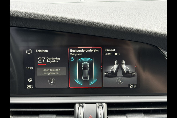 Alfa Romeo Giulia 2.0 T GME AWD Veloce | 19" Velgen | Camera | Navigatie | Stoelverwarming | Apple Carplay/Android Auto | Leder
