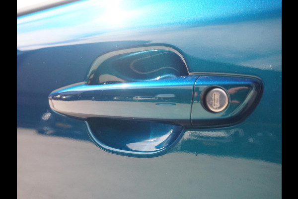 Peugeot 2008 1.2 Hybrid 145 GT 360 Camera
