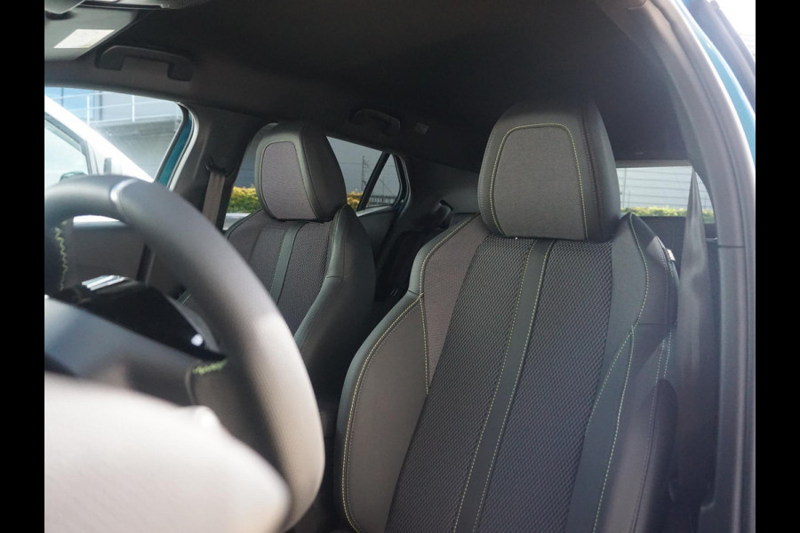 Peugeot 2008 1.2 Hybrid 145 GT 360 Camera