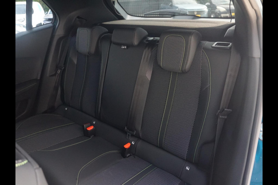 Peugeot 2008 1.2 Hybrid 145 GT 360 Camera