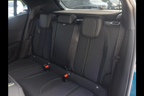 Peugeot 2008 1.2 Hybrid 145 GT 360 Camera