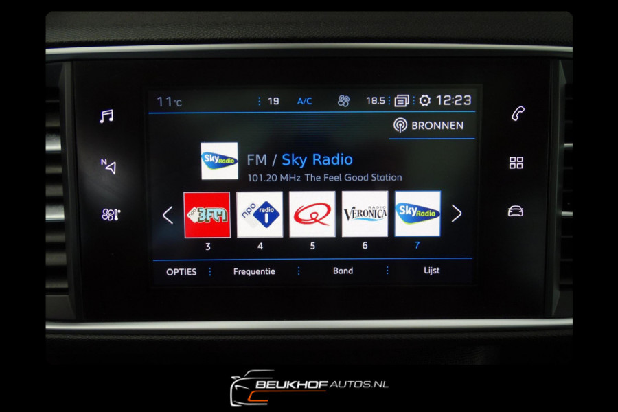 Peugeot 308 SW 1.2 Trekhaak Navi Apple Carplay Airco
