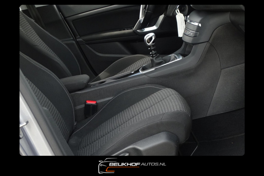Peugeot 308 SW 1.2 Trekhaak Navi Apple Carplay Airco