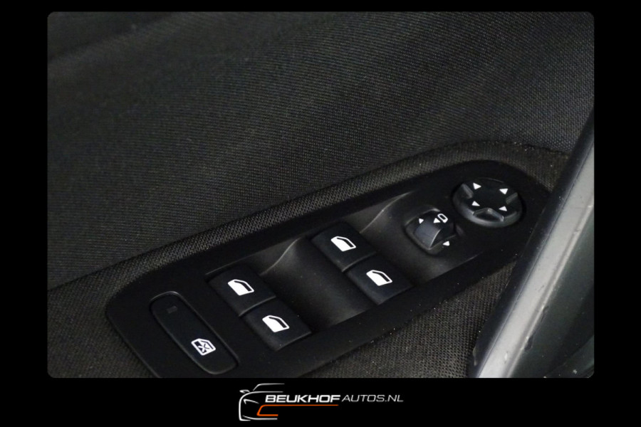 Peugeot 308 SW 1.2 Trekhaak Navi Apple Carplay Airco