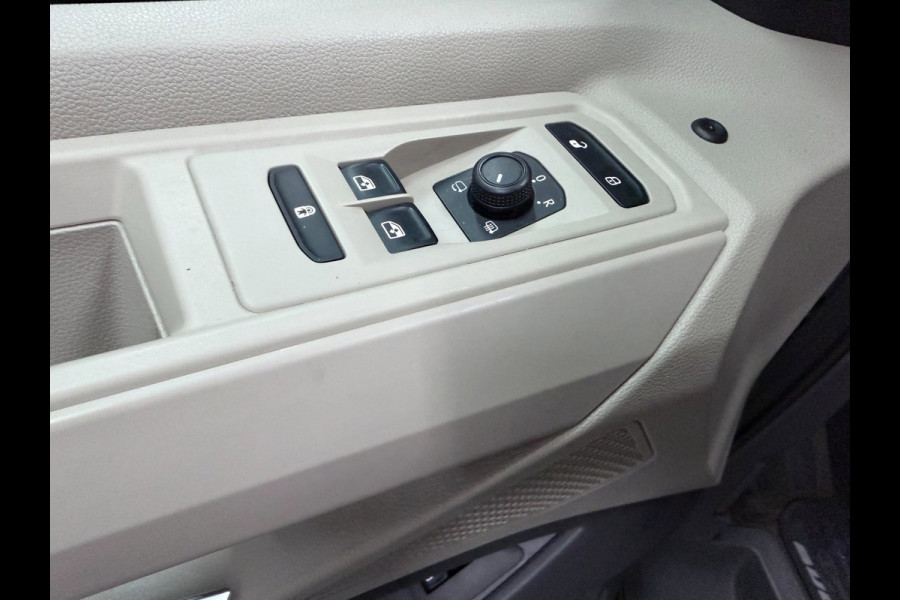 Volkswagen Multivan 1.4 eHybrid 6P NAVI/LED/DAB/CARPLAY/CAM/ECC/PDC/CRUISE///