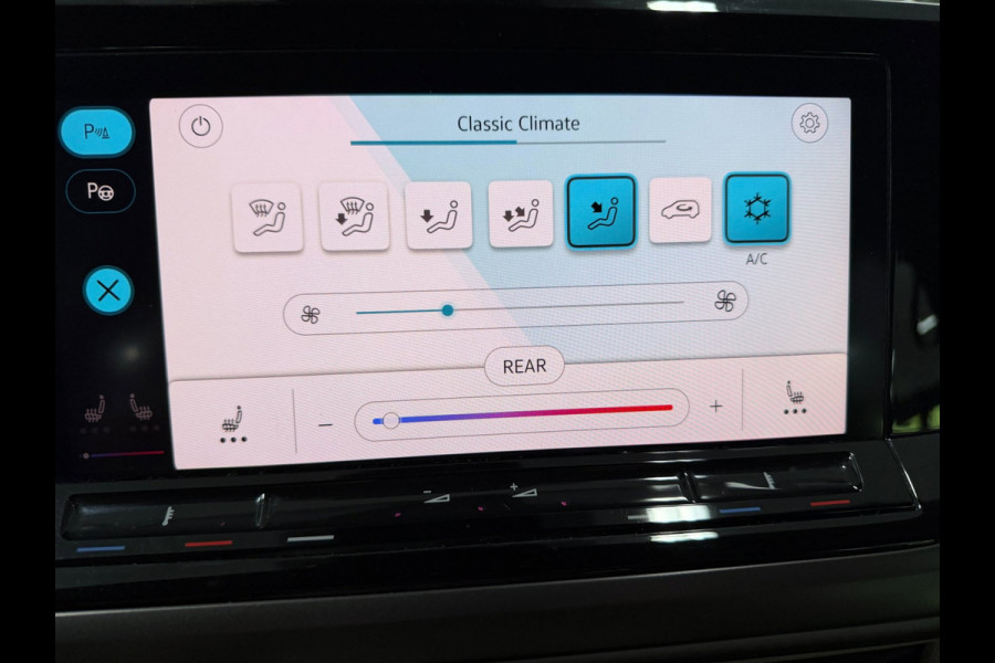 Volkswagen Multivan 1.4 eHybrid 6P NAVI/LED/DAB/CARPLAY/CAM/ECC/PDC/CRUISE///