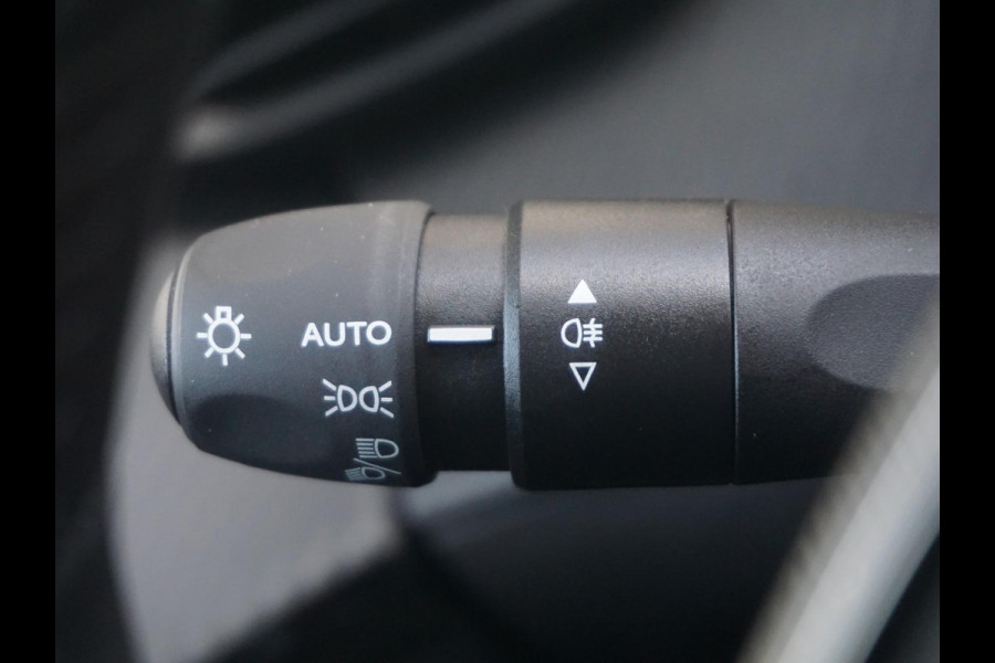 Peugeot 208 1.2 Hybrid 110 e-DCS6 Allure 360 Camera