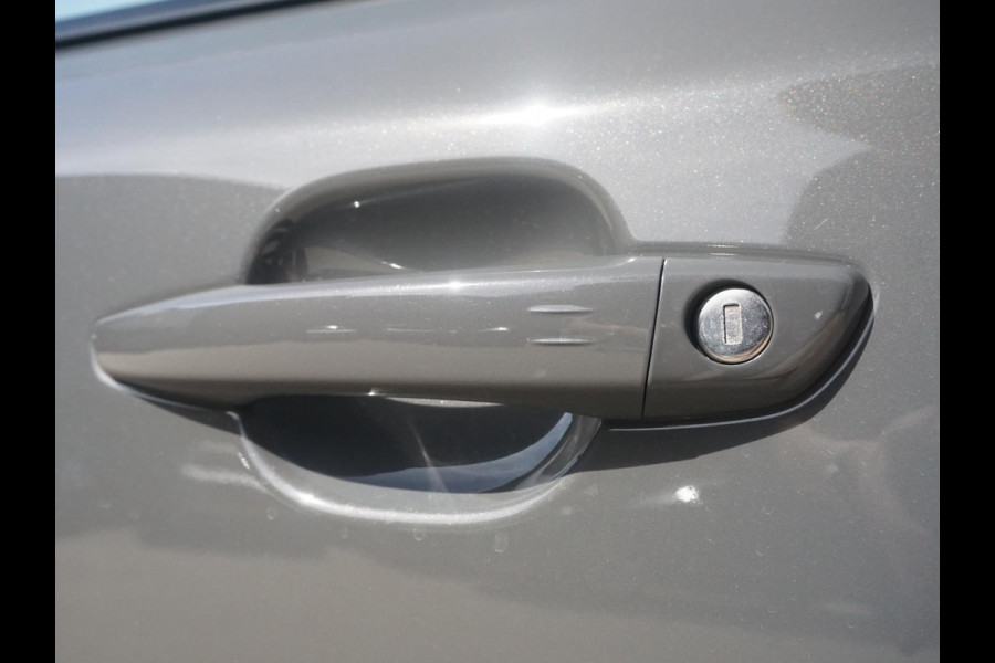 Peugeot e-2008 EV GT Avantage 54 kWh
