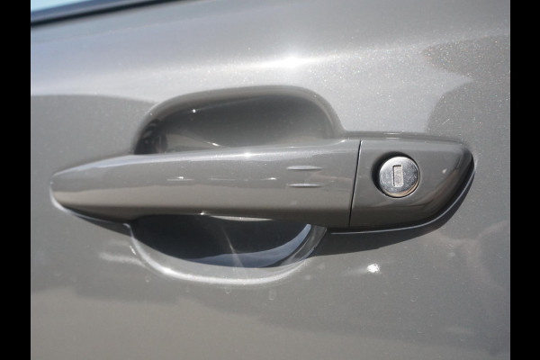 Peugeot e-2008 EV GT Avantage 54 kWh