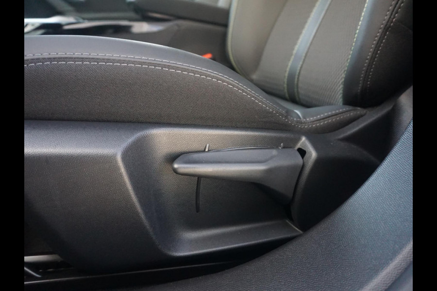 Peugeot e-2008 EV GT Avantage 54 kWh