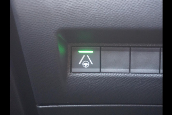 Peugeot e-2008 EV GT Avantage 54 kWh