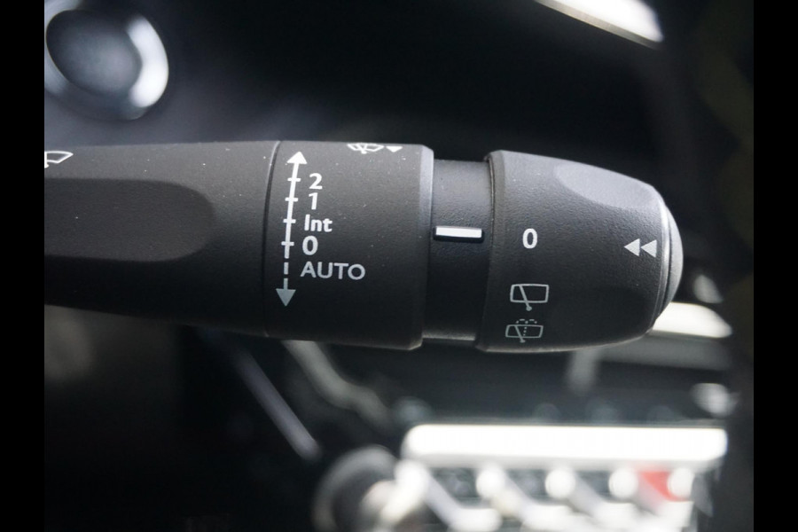 Peugeot e-2008 EV GT Avantage 54 kWh