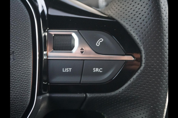 Peugeot e-2008 EV GT Avantage 54 kWh