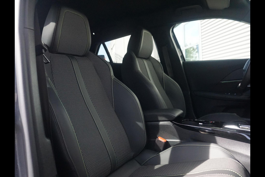 Peugeot e-2008 EV GT Avantage 54 kWh