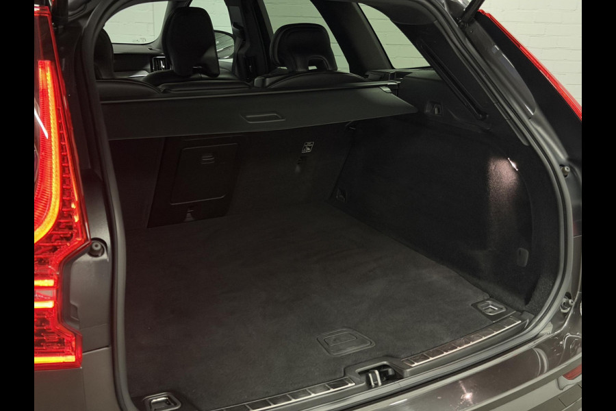 Volvo XC60 2.0 T6 Plug-in hybrid AWD Plus Dark Long Range | Open dak | Adapt. cruise | Harman/Kardon | Stuur-/Stoelverwarming | 360 Camera | Google | Keyless | Memory