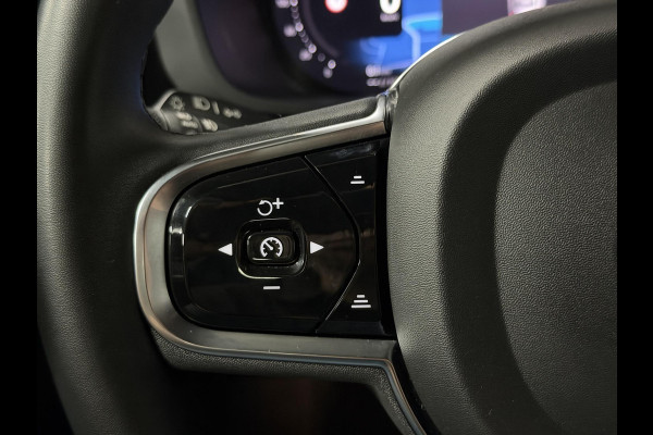 Volvo XC60 2.0 T6 Plug-in hybrid AWD Plus Dark Long Range | Open dak | Adapt. cruise | Harman/Kardon | Stuur-/Stoelverwarming | 360 Camera | Google | Keyless | Memory