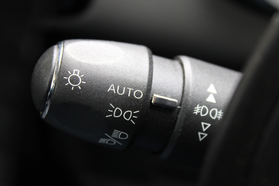 Citroën C5 Aircross 1.6 Plug-in Hybrid 225 C-Series | Trekhaak | Navigatie | Stoelverwarming