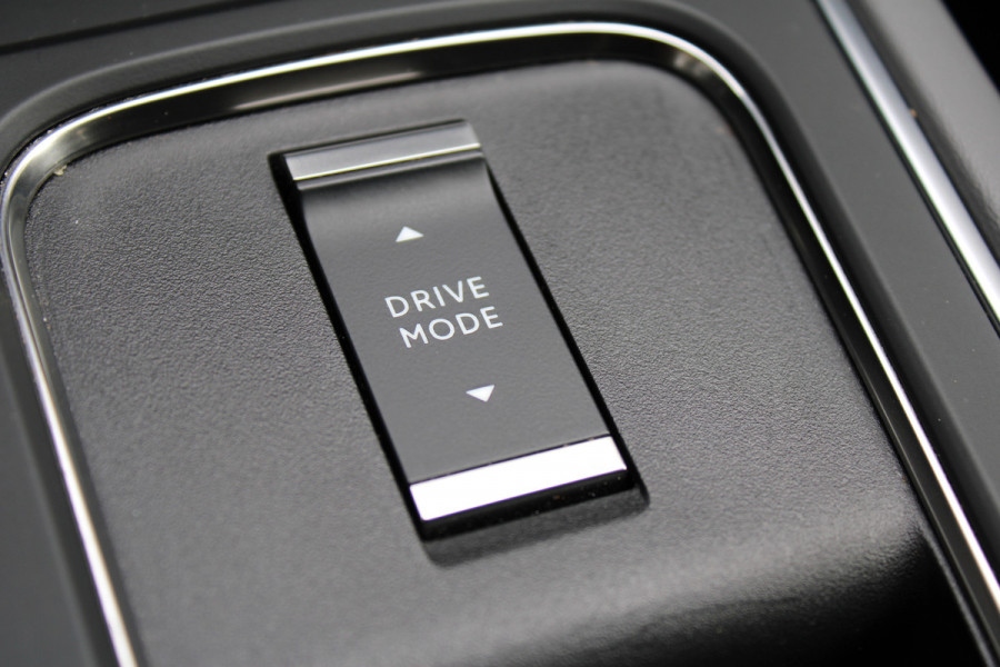Citroën C5 Aircross 1.6 Plug-in Hybrid 225 C-Series | Trekhaak | Navigatie | Stoelverwarming