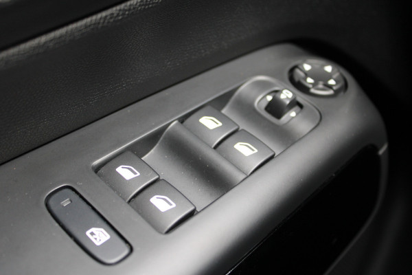 Citroën C5 Aircross 1.6 Plug-in Hybrid 225 C-Series | Trekhaak | Navigatie | Stoelverwarming