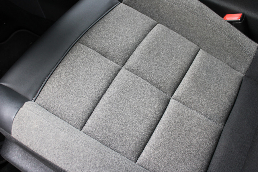 Citroën C5 Aircross 1.6 Plug-in Hybrid 225 C-Series | Trekhaak | Navigatie | Stoelverwarming