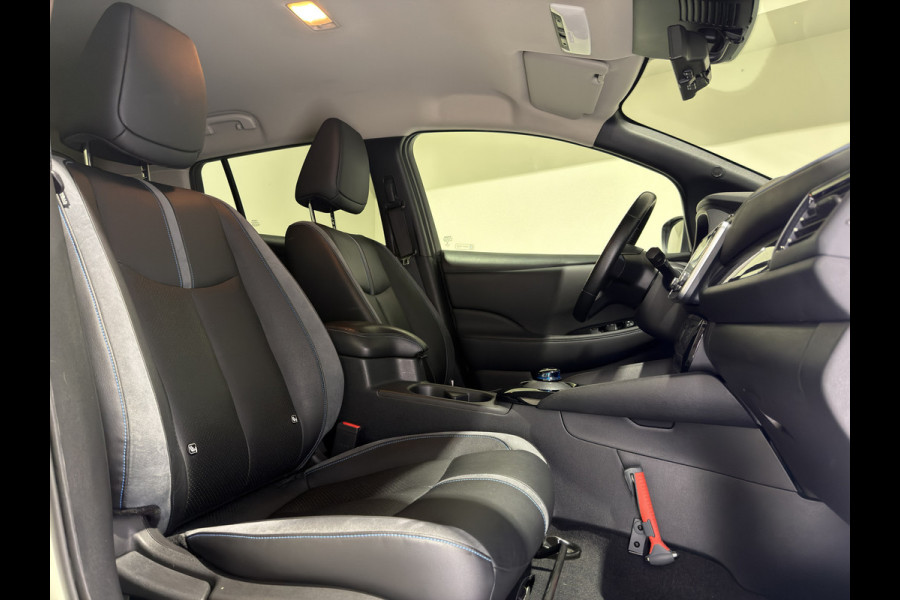 Nissan Leaf Tekna 40 kWh | ACC | Trekhaak | Apple Carplay