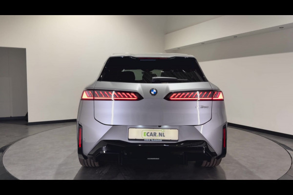 BMW iX3 50 xDrive 113 kWh | M Sport Pro | Trekhaak | H&K Audio