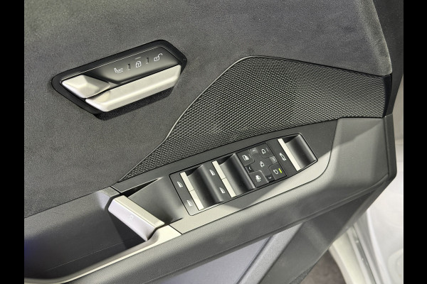 BMW iX3 50 xDrive 113 kWh | M Sport Pro | Trekhaak | H&K Audio