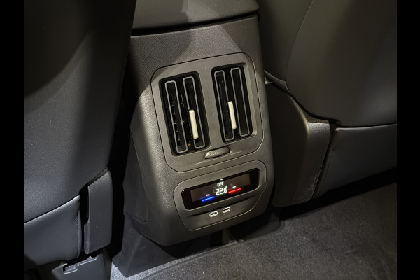 BMW iX3 50 xDrive 113 kWh | M Sport Pro | Trekhaak | H&K Audio