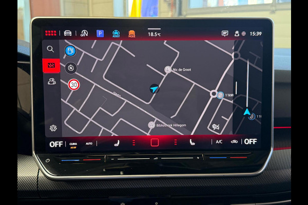 Volkswagen Golf 8.5 GTI 2.0 TSI 265PK, 1 Jaar Bovag Garantie, PANO, IQ, HUD, Trekhaak