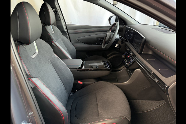 Hyundai Tucson NW AUTO 4WD 288PK N LINE + 1.6 T-GDI PHEV SKY PANO CAMERA STOELVERWARM 19" LMV ZWARTE HEMEL STUURVERW. PLUG IN HYBRIDE 4X4 AWD